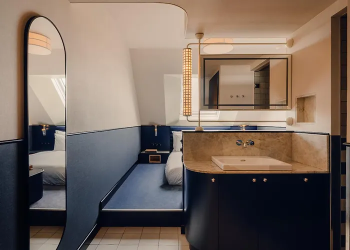 The Companion Hotel 4*