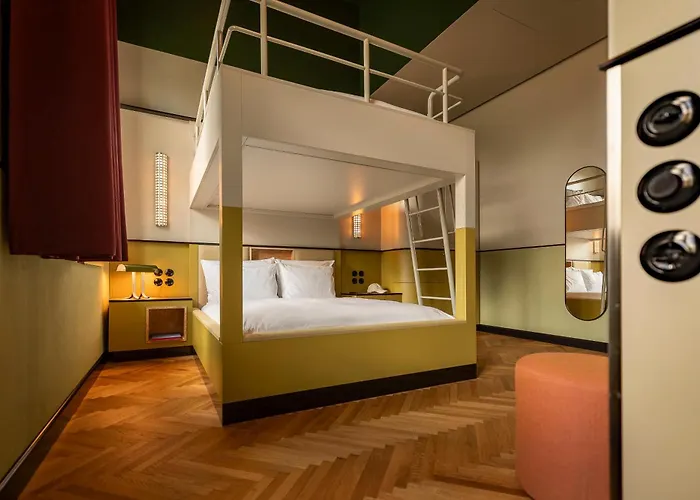 The Companion Hotel